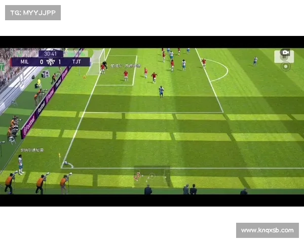 实况坎贝尔揭秘：这位传奇球员背后鲜为人知的故事与人生轨迹